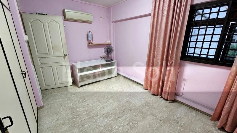 Common Room (HDB) for Rent in  54 Telok Blangah Drive - Image 2