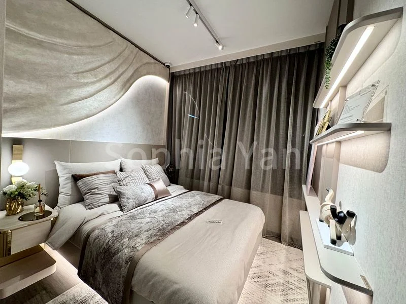 4+1 Bed Condo for Sale in Champions Way - Image 6