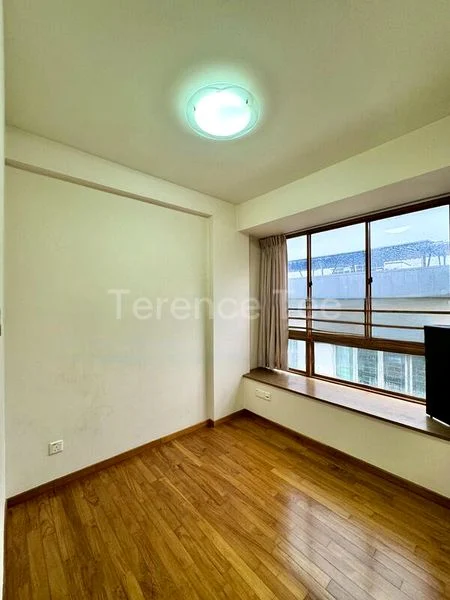 3 Bed Condo for Sale in  Radix - Image 2