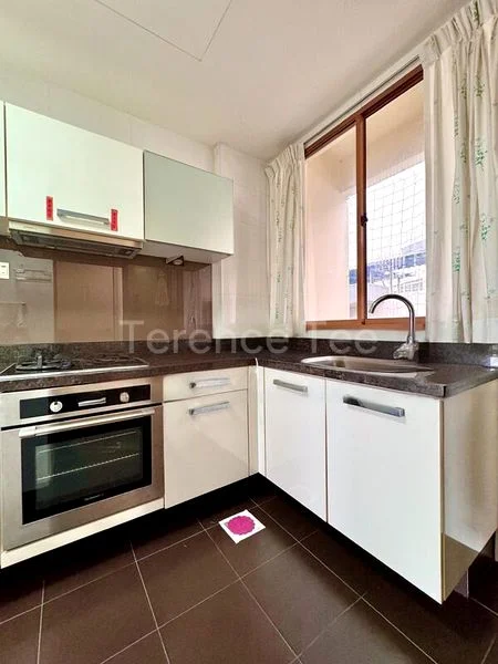 3 Bed Condo for Sale in  Radix - Image 9