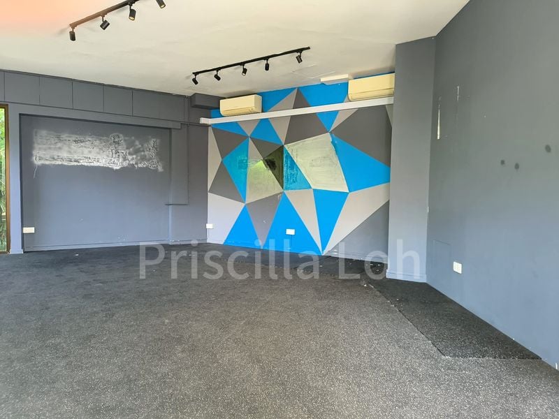 Other Retail for Rent in  Sommerville Park - Image 1