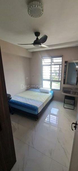Common Room (HDB) for Rent in 33 Margaret Drive - Image 4