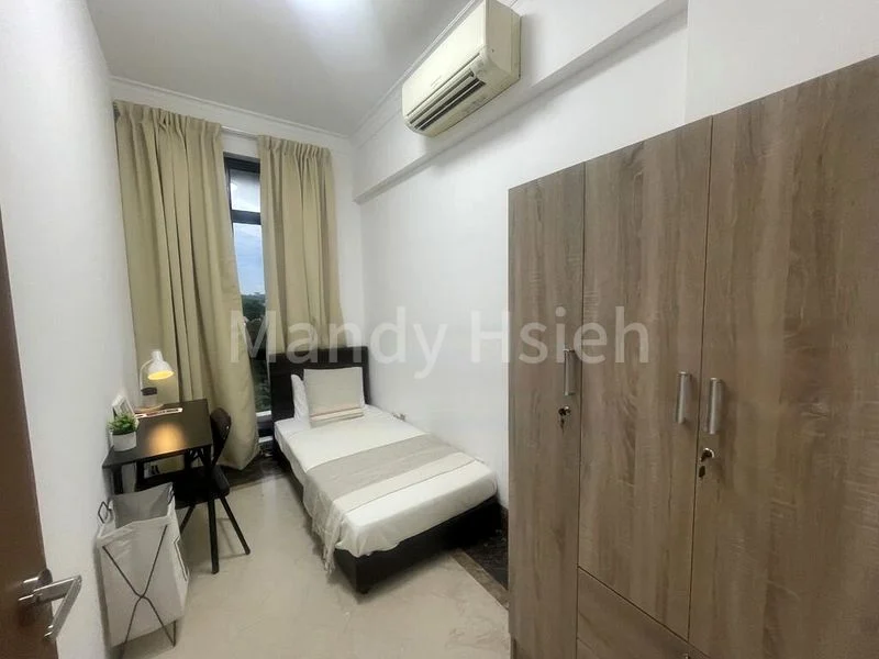Common Room (Condo) for Rent in  The Sterling - Image 4
