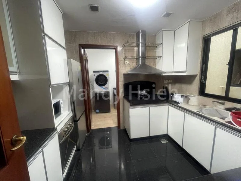Common Room (Condo) for Rent in  The Sterling - Image 3