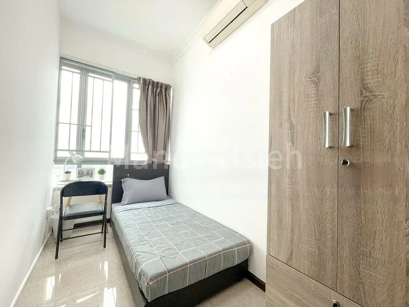 Common Room (Condo) for Rent in  The Sterling - Image 5