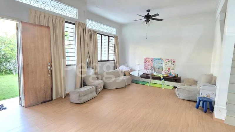 4 Bed Terraced House (Landed) for Sale in  Eng Kong Road - Image 1