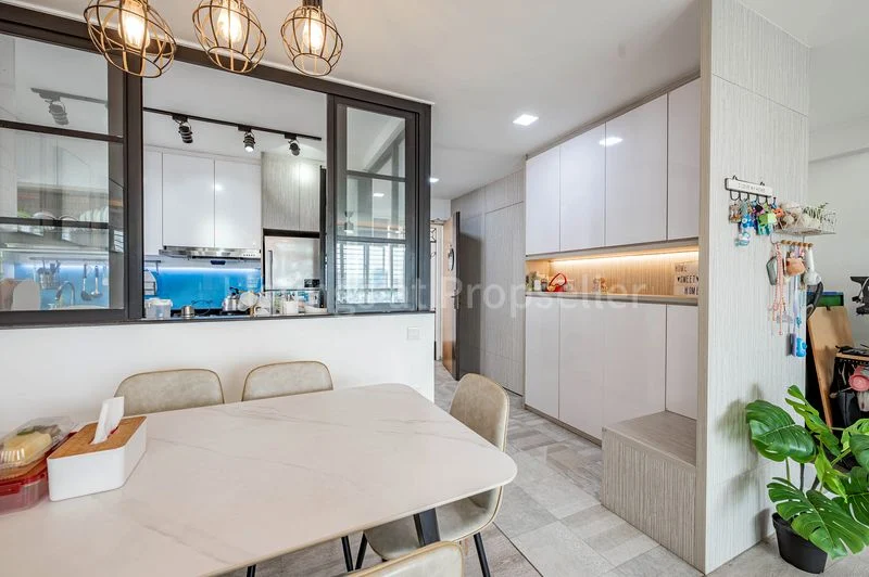 Premium HDB for Sale in 296A Bukit Batok Street 22 - Image 5