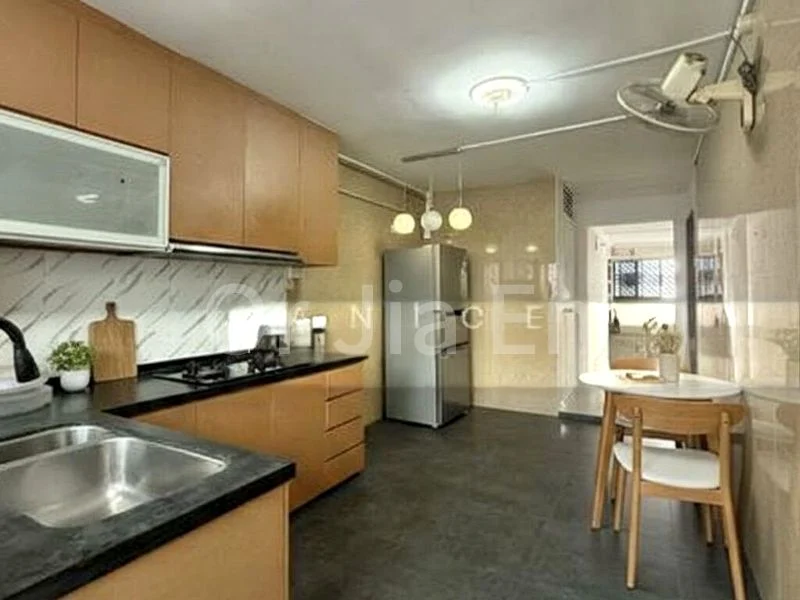 Common Room (HDB) for Rent in  478 Jurong West Street 41 - Image 4