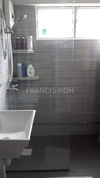 Master Room (HDB) for Rent in 311 Ang Mo Kio Avenue 3 - Image 4