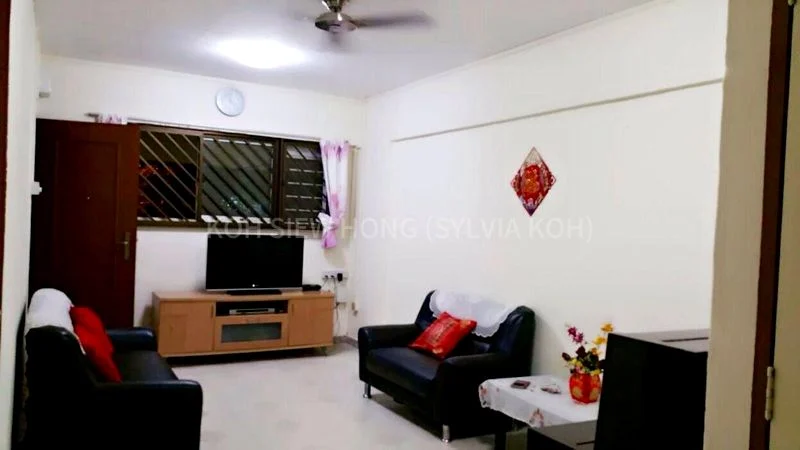 Common Room (HDB) for Rent in 339 Jurong East Avenue 1 - Image 3