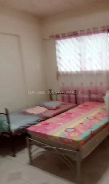 Common Room (HDB) for Rent in 339 Jurong East Avenue 1 - Image 1