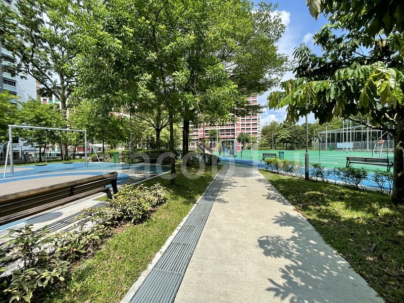 Executive HDB for Sale in  160 Yung Ping Road - Image 15