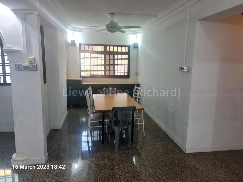 5 Room (5I) HDB for Rent in  724 Tampines Street 71 - Image 1