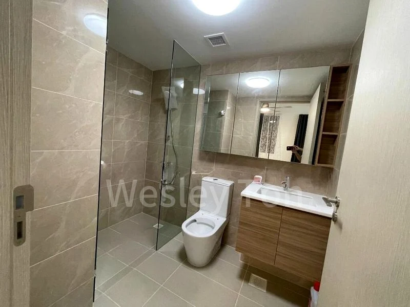 1 Bed Condo for Rent in  Treasure at Tampines - Image 2