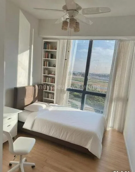 Common Room (Condo) for Rent in  Water Place - Image 2