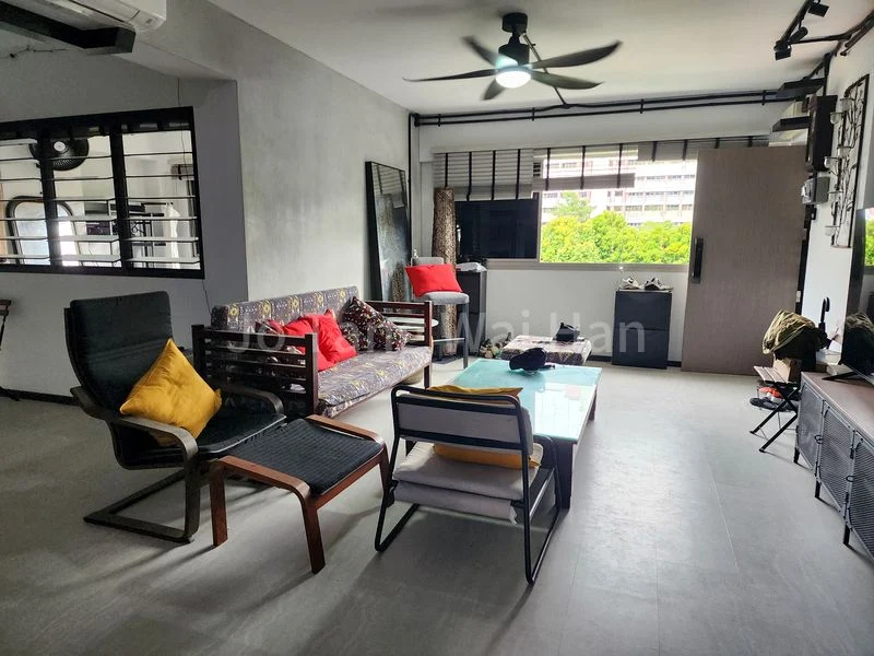Common Room (HDB) for Rent in  542 Hougang Avenue 8 - Image 1