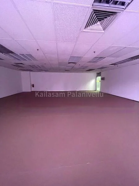 Office for Rent: Parklane Shopping Mall - Image 3