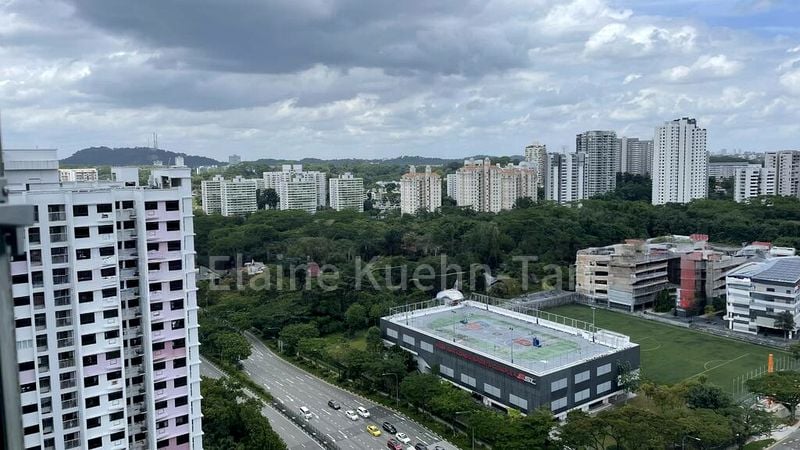 Room (HDB) for Rent in 414 Commonwealth Avenue West - Image 1