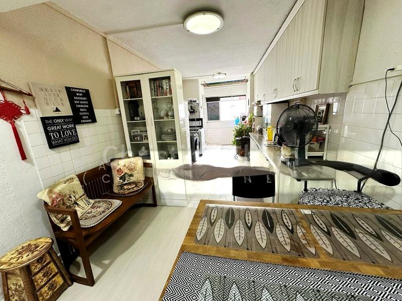 3 Room (3A) HDB for Sale in  261 Tampines Street 21 - Image 4