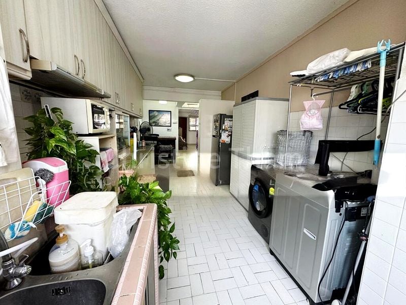 3 Room (3A) HDB for Sale in  261 Tampines Street 21 - Image 5