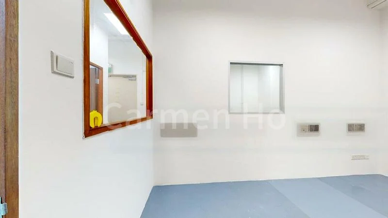 Light Industrial (B1) for Sale: Midview City - Image 11