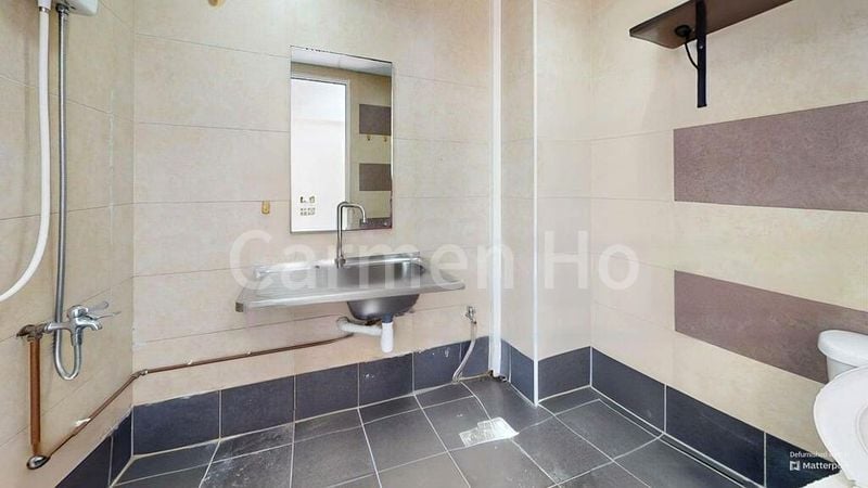 Light Industrial (B1) for Sale: Midview City - Image 1