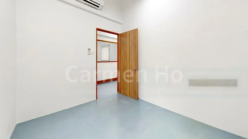 Light Industrial (B1) for Sale: Midview City - Image 3