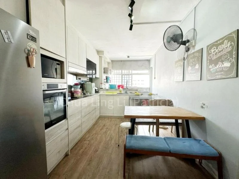 4 Room (4A) HDB for Sale in 911 Tampines Street 91 - Image 6