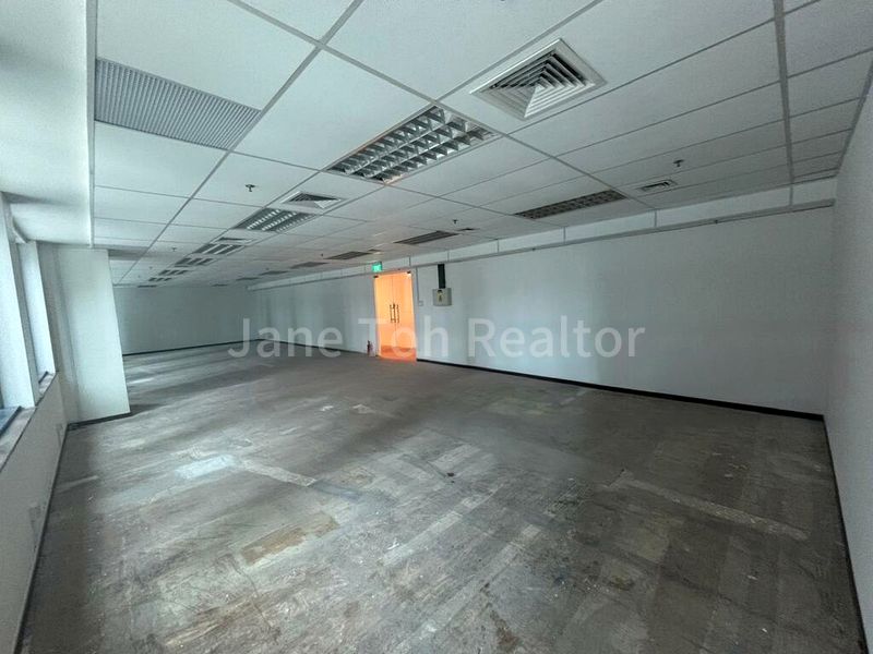 Office for Rent: Hong Leong Building - Image 4