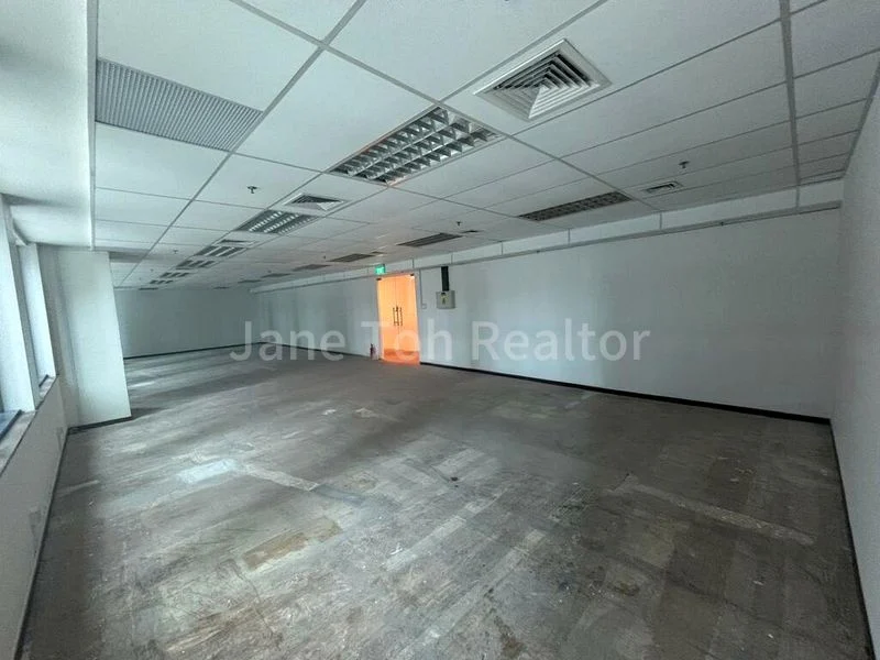 Office for Rent: Hong Leong Building - Image 4