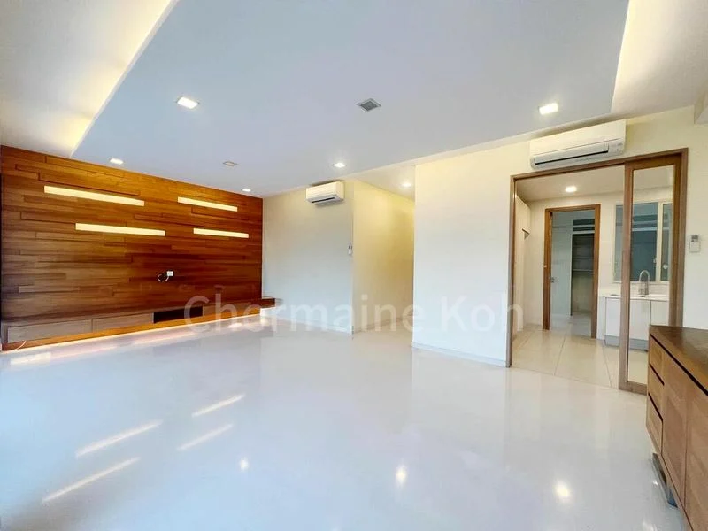 3 Bed Condo for Rent in  The Sea View - Image 14