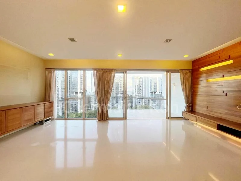 3 Bed Condo for Rent in  The Sea View - Image 11
