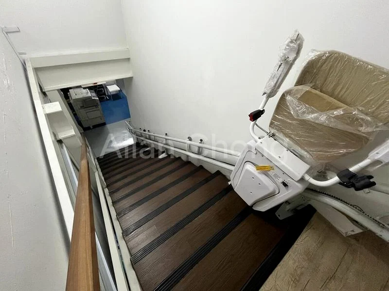 Office for Rent: Enterprise One - Image 11