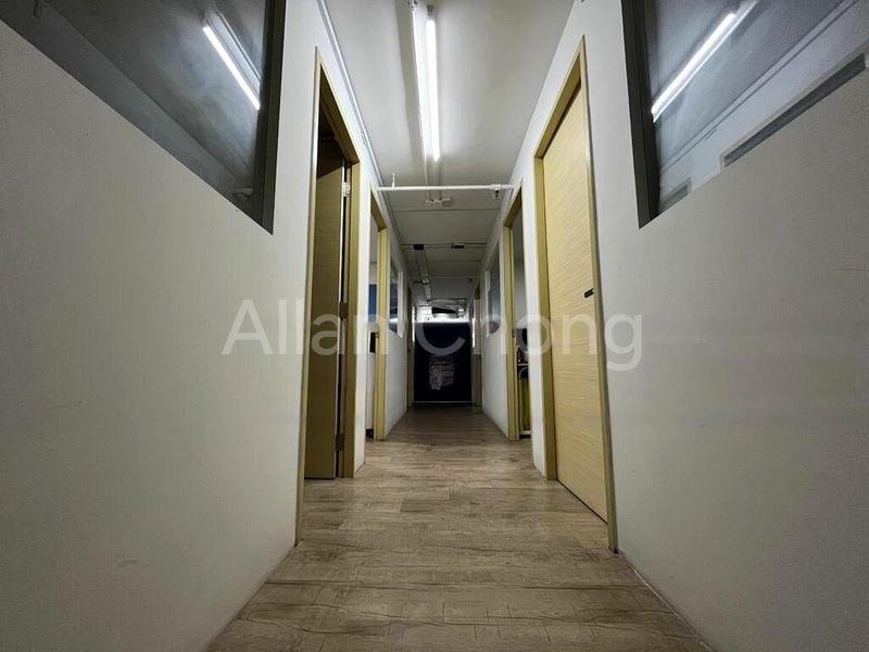 Office for Rent: Enterprise One - Image 12