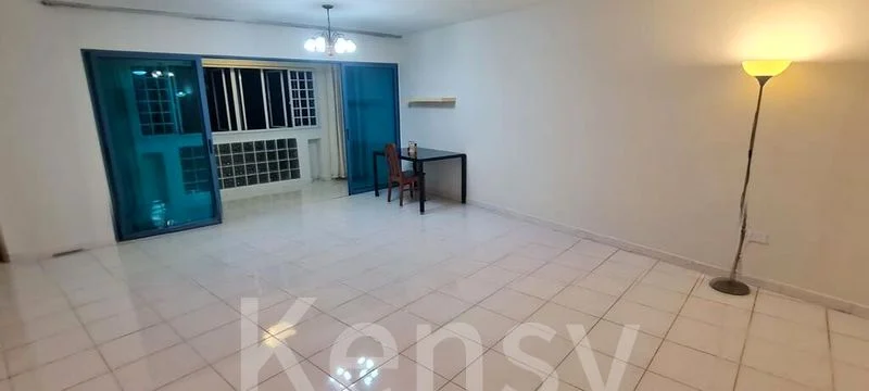 Executive HDB for Sale in  468D Admiralty Drive - Image 2