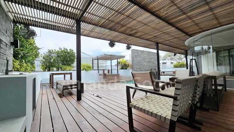 5 Bed Condo for Sale in  Beverly Hill - Image 16