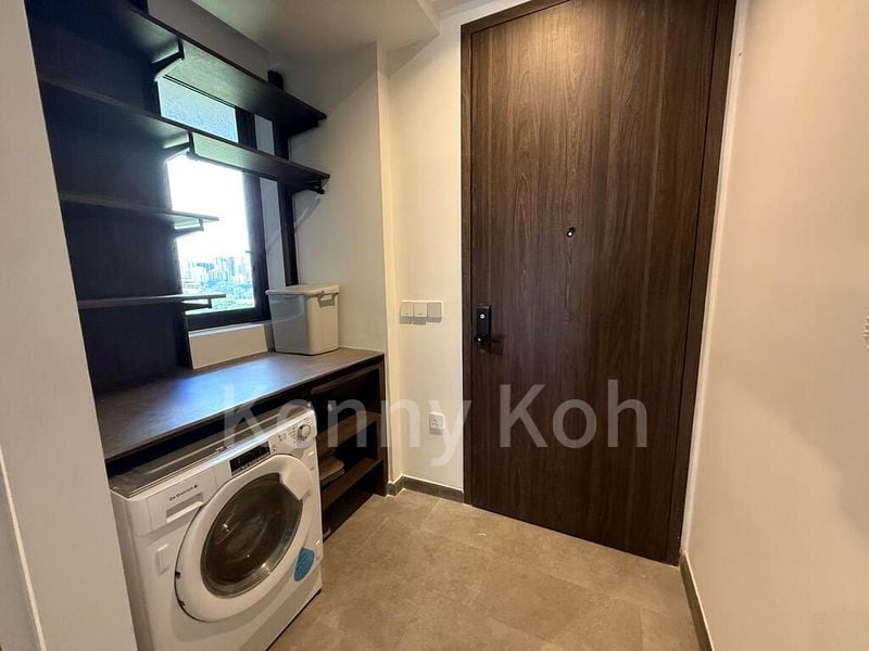 4 Bed Condo for Rent in  Midtown Modern - Image 2