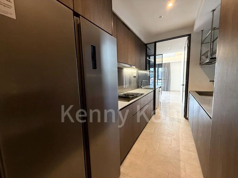 4 Bed Condo for Rent in  Midtown Modern - Image 6