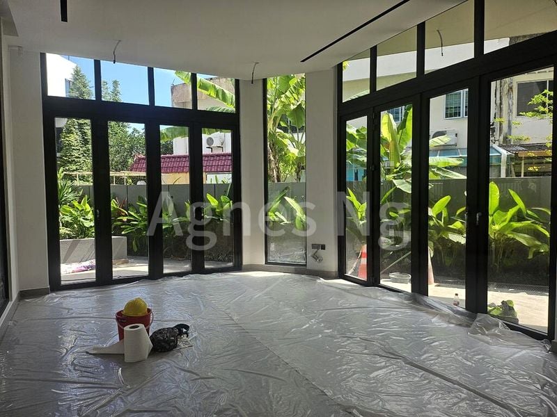 6 Bed Semi-Detached House (Landed) for Sale in  Jalan Senang - Image 13