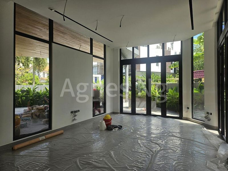 6 Bed Semi-Detached House (Landed) for Sale in  Jalan Senang - Image 8