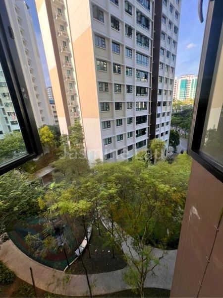 4 Room (4A) HDB for Sale in  121B Edgedale Plains - Image 10