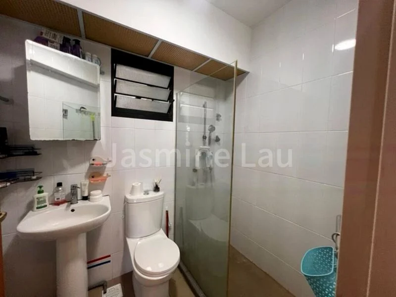4 Room (4A) HDB for Sale in  121B Edgedale Plains - Image 7