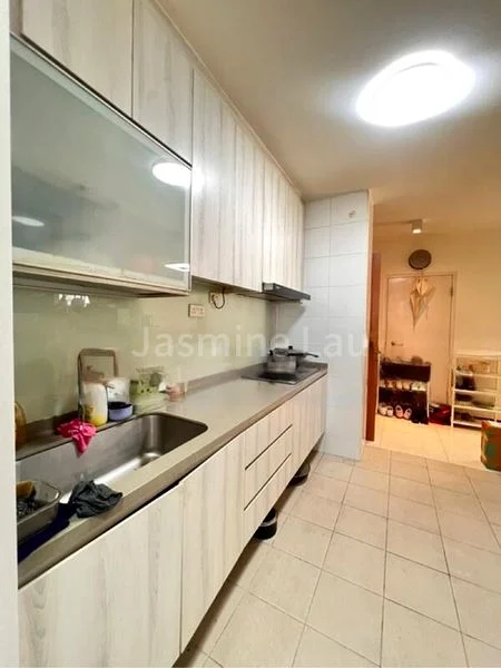 4 Room (4A) HDB for Sale in  121B Edgedale Plains - Image 1