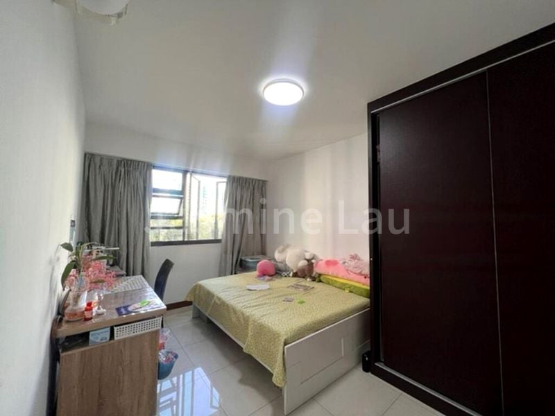 4 Room (4A) HDB for Sale in  121B Edgedale Plains - Image 5