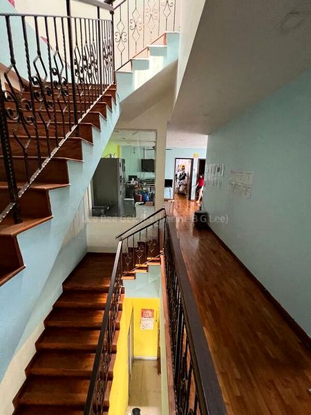 6 Bed Semi-Detached House (Landed) for Sale in  Fern View - Image 6