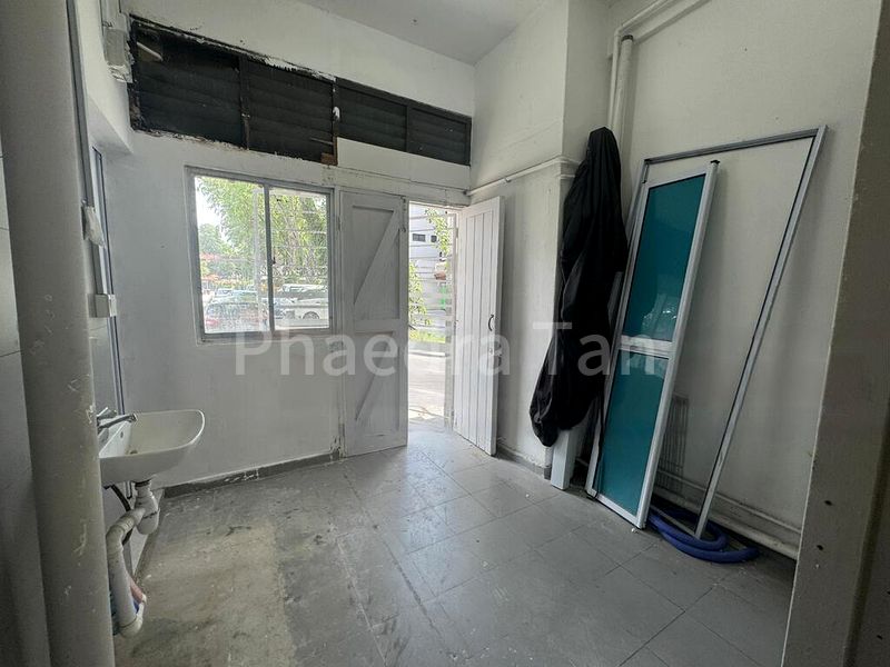 Shop / Shophouse for Rent: 352 Clementi Avenue 2 - Image 3