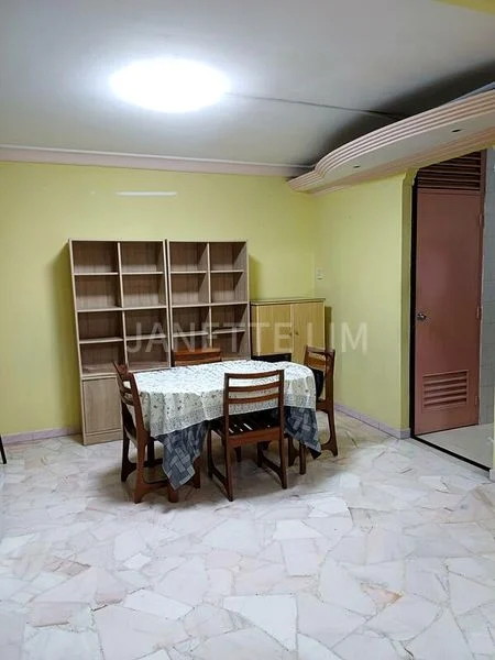 4 Room (4A) HDB for Rent in  214 Petir Road - Image 4