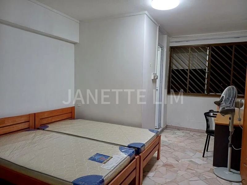 4 Room (4A) HDB for Rent in  214 Petir Road - Image 3