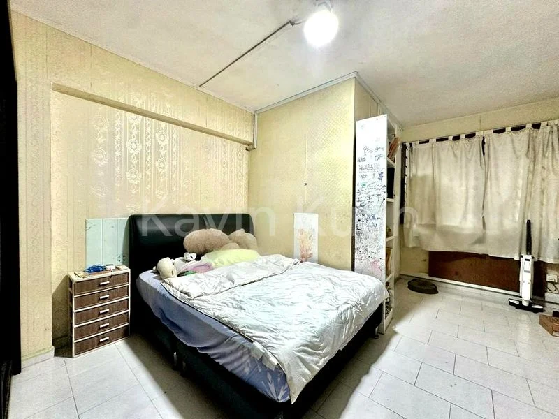 5 Room (5I) HDB for Sale in  346 Yishun Avenue 11 - Image 3