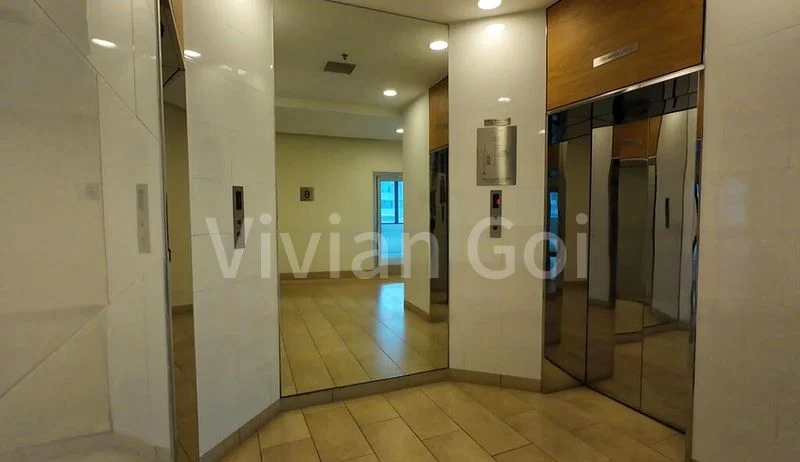 Light Industrial (B1) for Rent: 401 Commonwealth Drive - Image 4